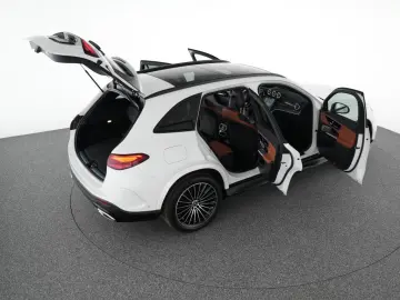 MERCEDES-BENZ GLC 300 e 4M AMG Premium