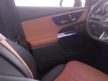 MERCEDES-BENZ GLC 300 e 4M AMG Premium