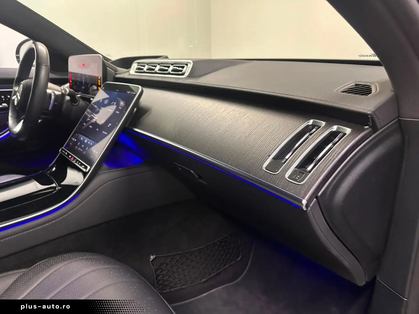 MERCEDES-BENZ S 500 4MATIC L  AMG-LINE DISTRO TV