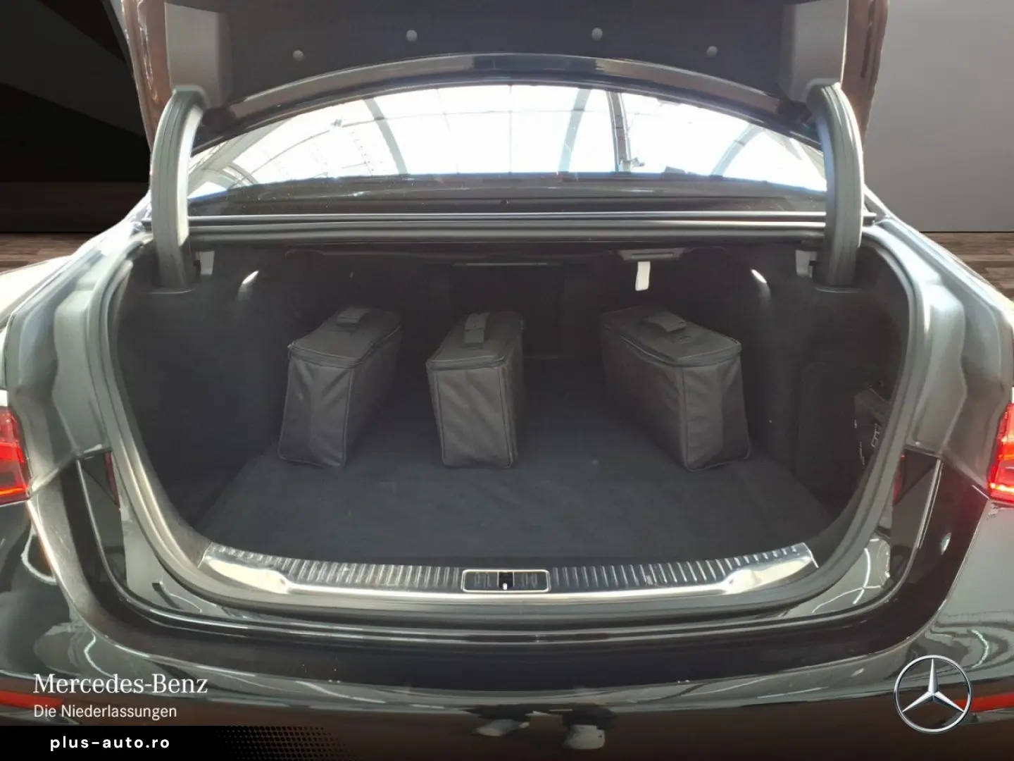MERCEDES-BENZ S 580 e 4M lang Pano Night Digital