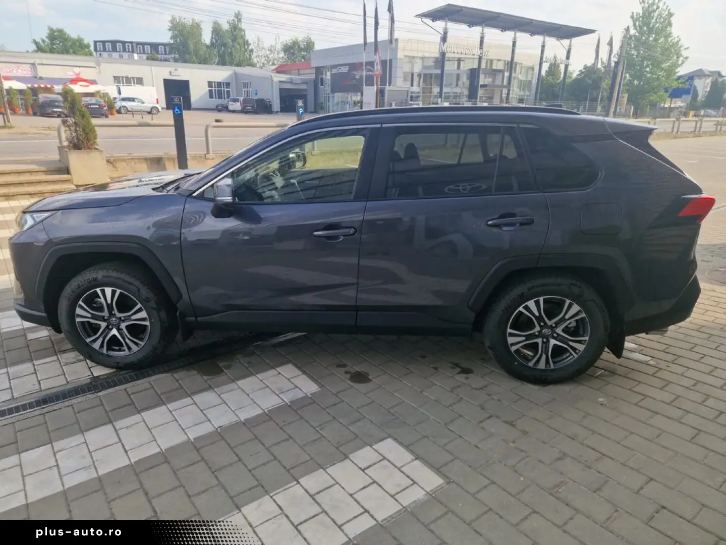 Toyota Rav-4