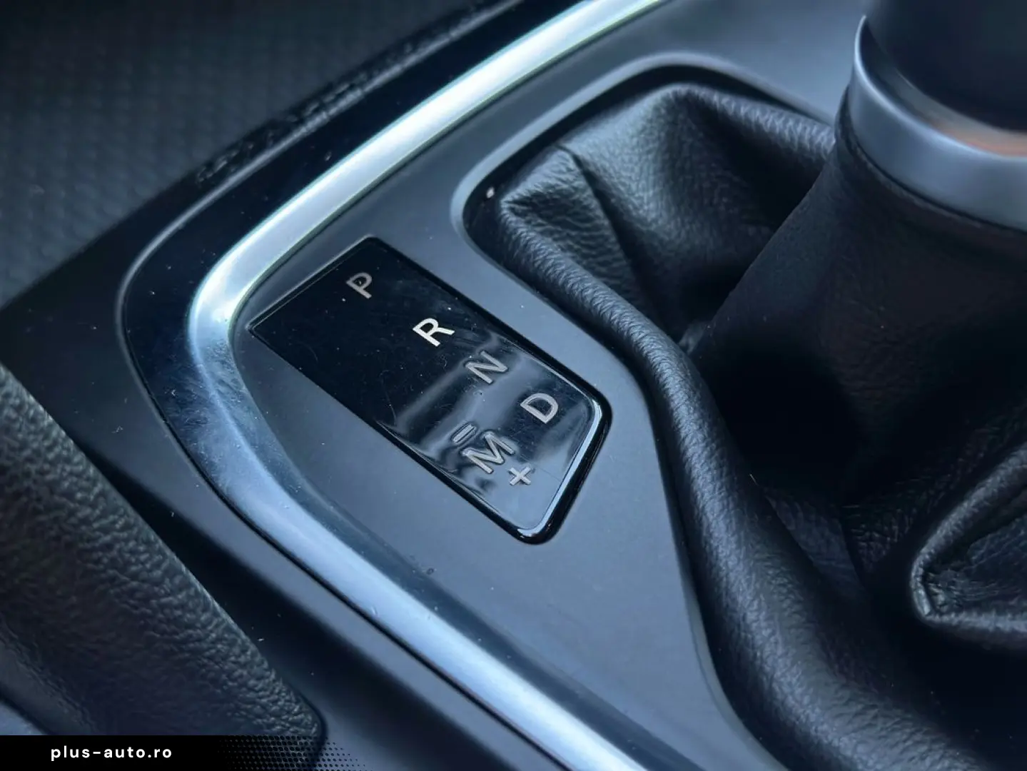 Renault Megane 1.2EDC 130CP LED Garantie Rate Credit