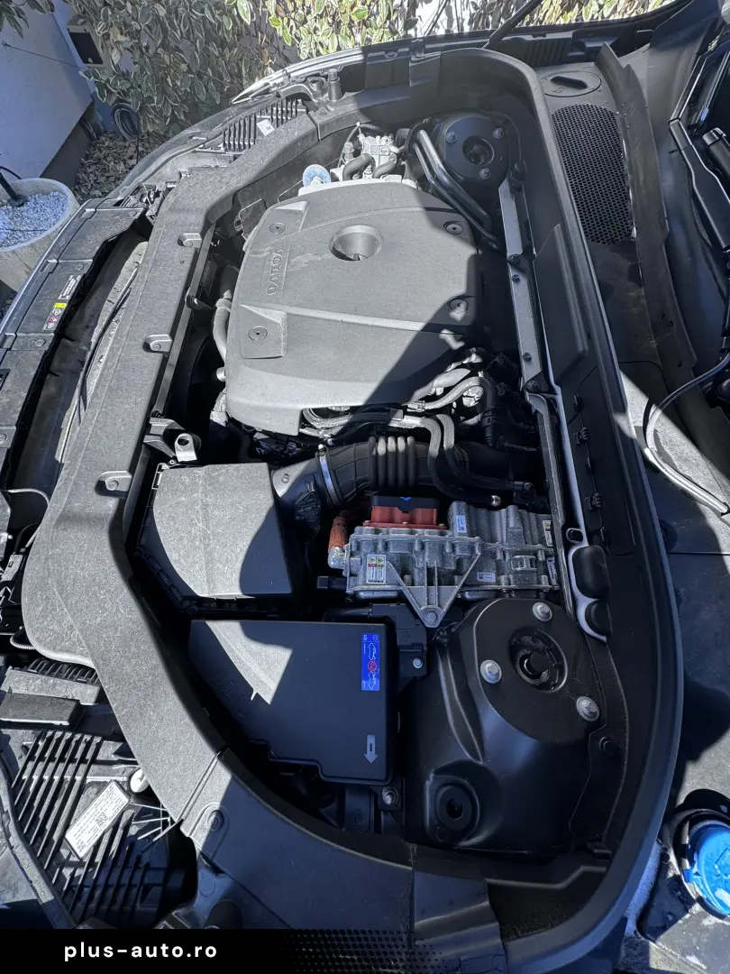 Volvo XC60 2.0 T8 Plug-In Hybrid