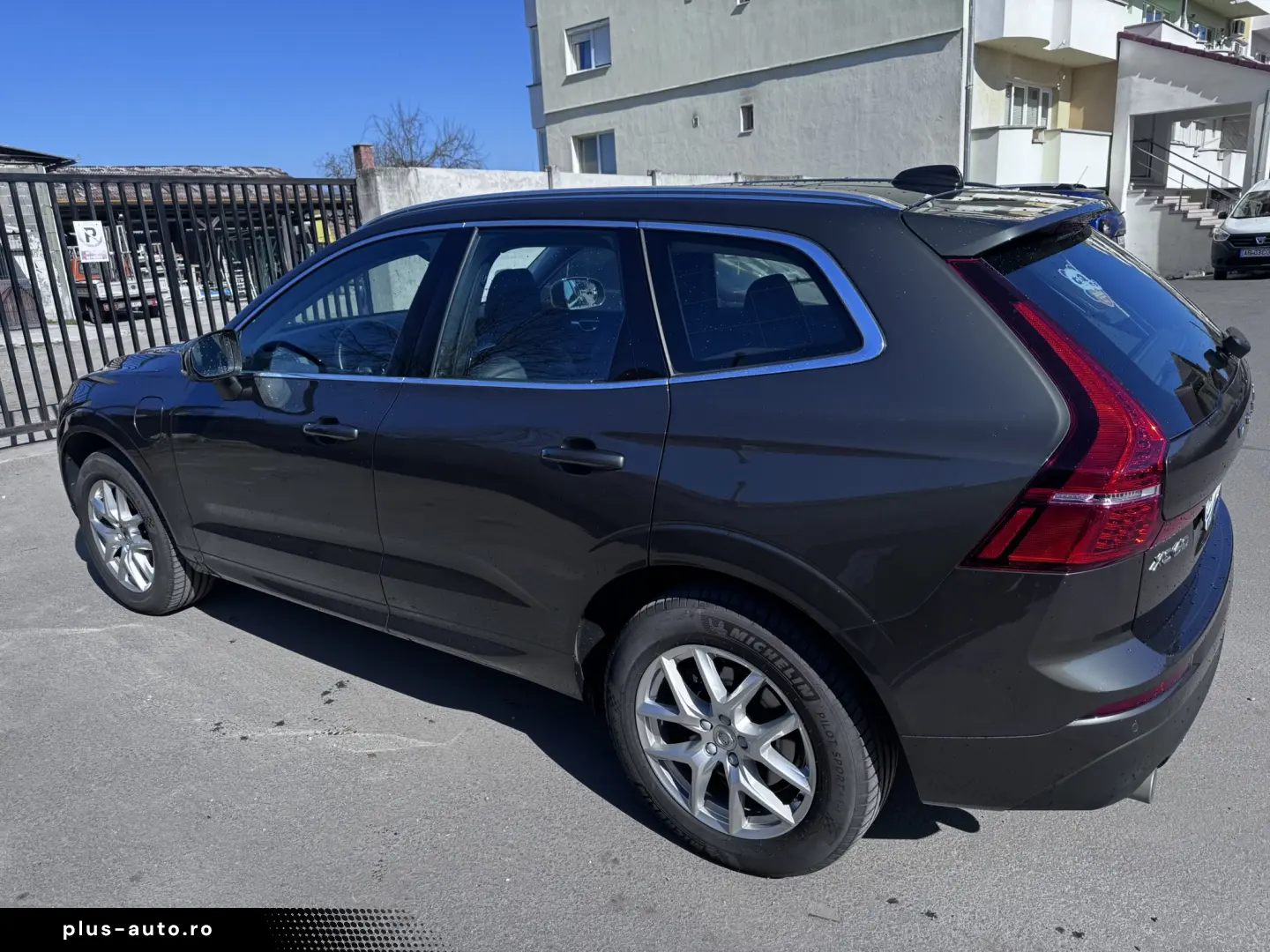 Volvo XC60 2.0 T8 Plug-In Hybrid