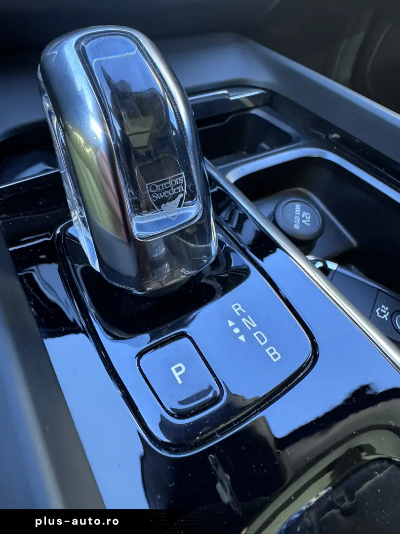 Volvo XC60 2.0 T8 Plug-In Hybrid