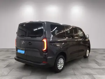 Volkswagen T7 Caravelle e-Caravelle