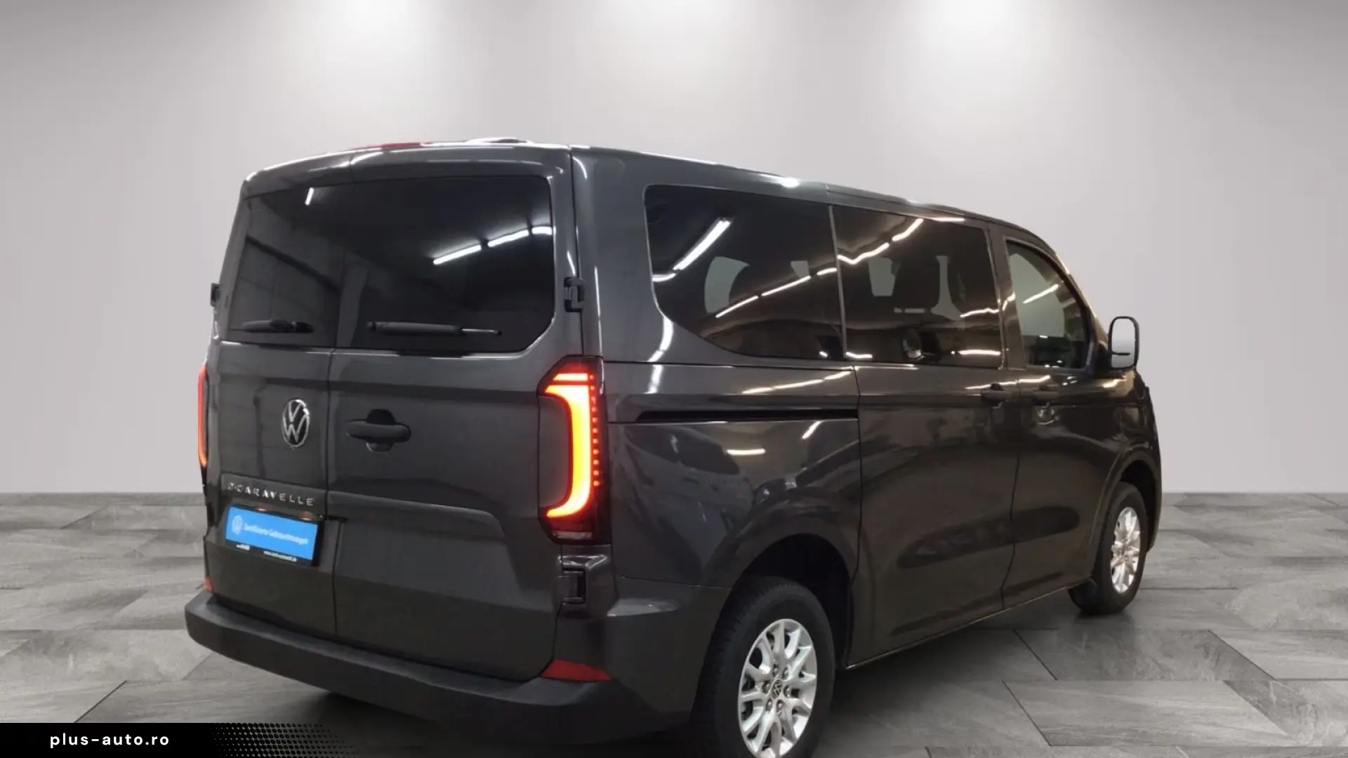 Volkswagen T7 Caravelle e-Caravelle