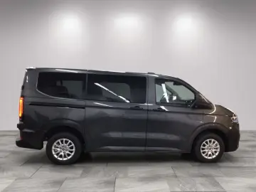 Volkswagen T7 Caravelle e-Caravelle