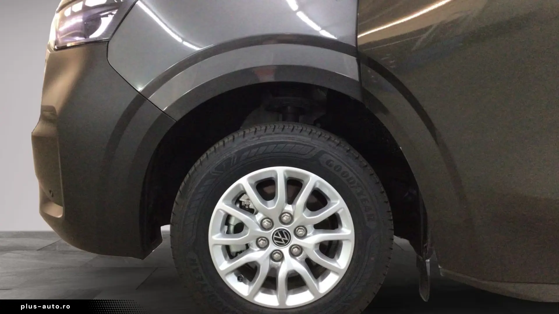 Volkswagen T7 Caravelle e-Caravelle