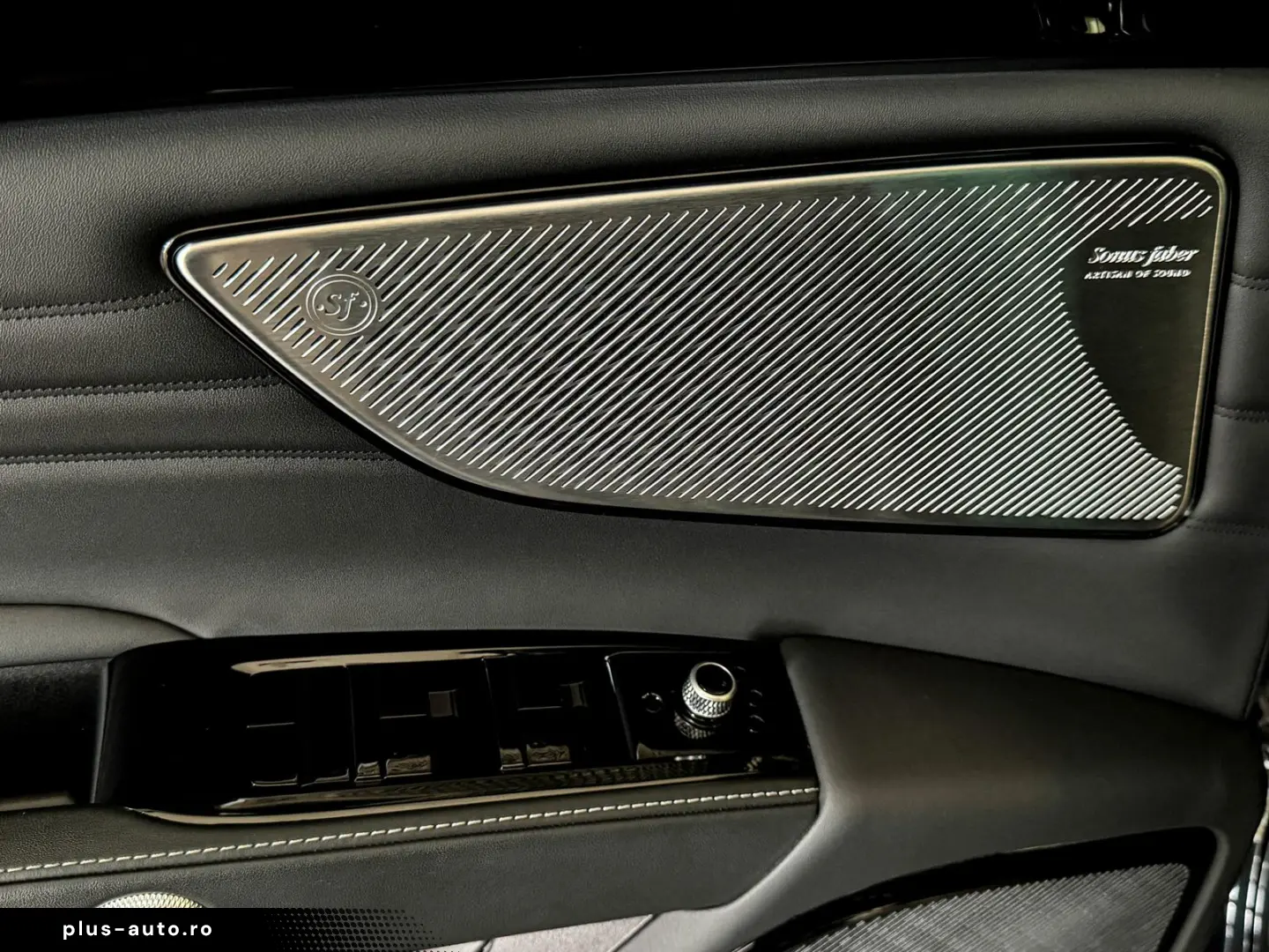 MASERATI Grecale Modena 330PS HeadUp Pano 360 Kamera ACC