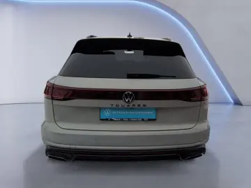 VW Touareg 3.0 TSI R Line AREA STHZ LUFT PANO AHK