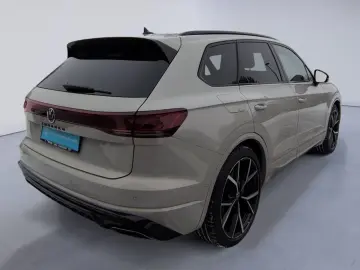VW Touareg 3.0 TSI R Line AREA STHZ LUFT PANO AHK