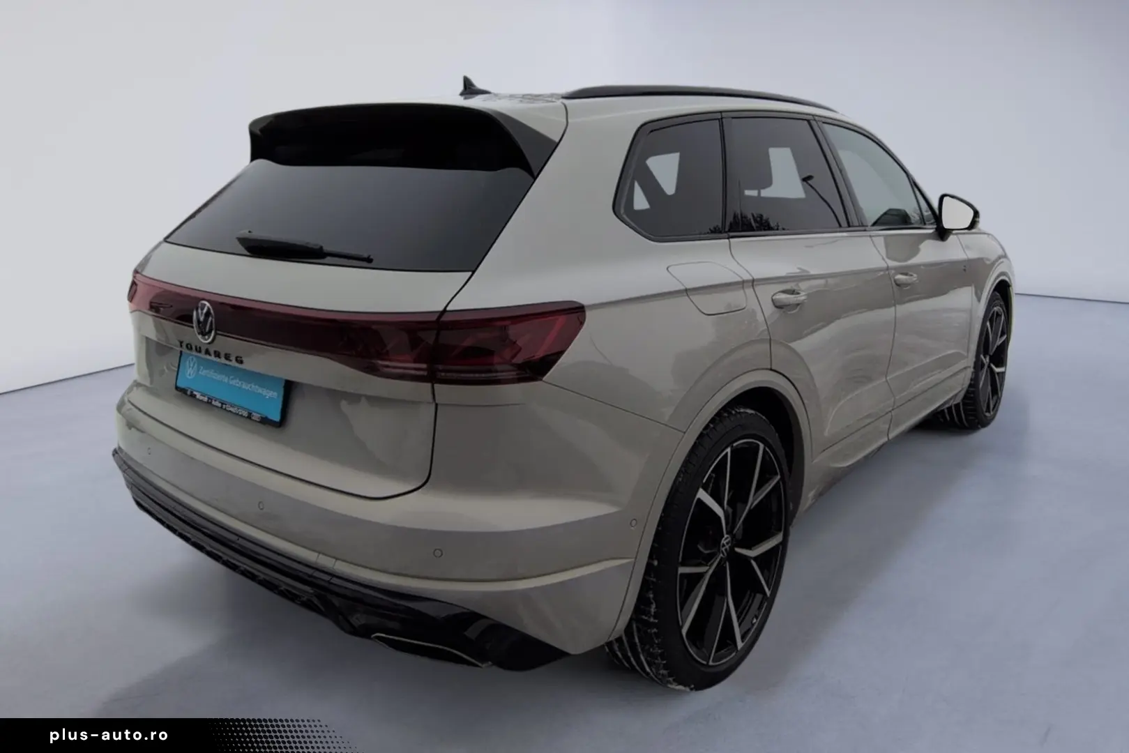 VW Touareg 3.0 TSI R Line AREA STHZ LUFT PANO AHK