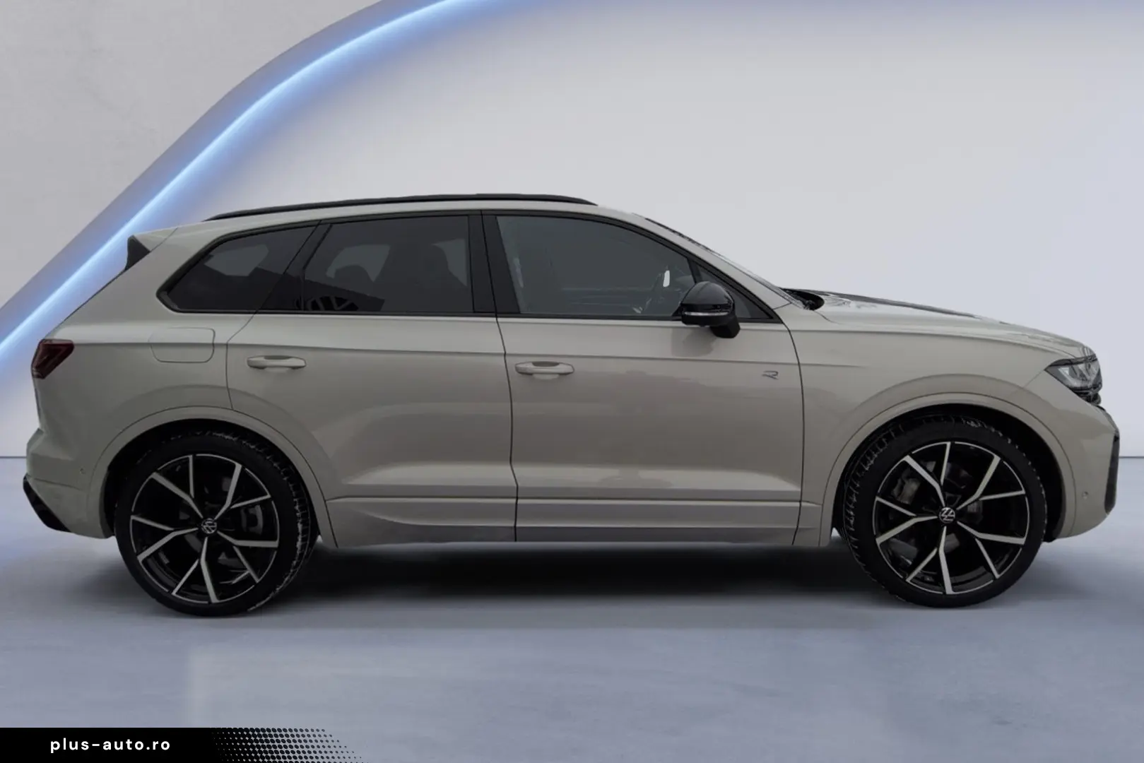VW Touareg 3.0 TSI R Line AREA STHZ LUFT PANO AHK