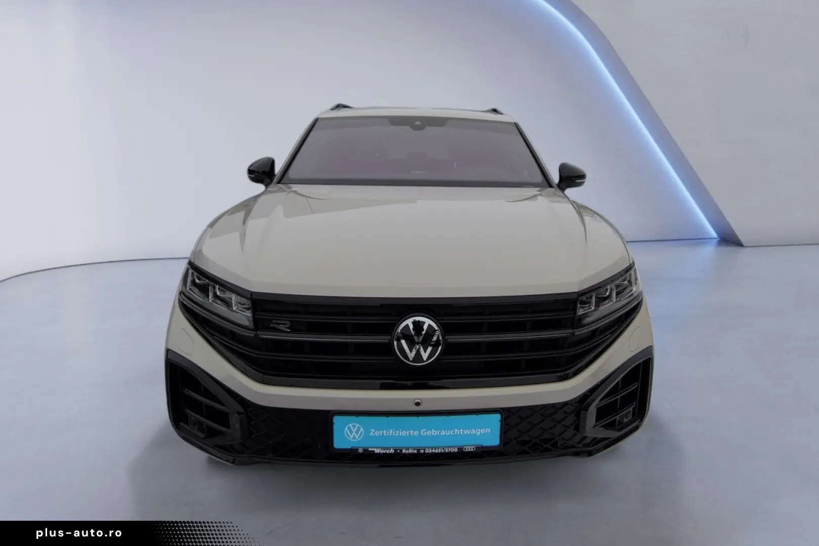 VW Touareg 3.0 TSI R Line AREA STHZ LUFT PANO AHK
