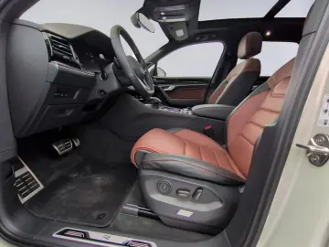 VW Touareg 3.0 TSI R Line AREA STHZ LUFT PANO AHK