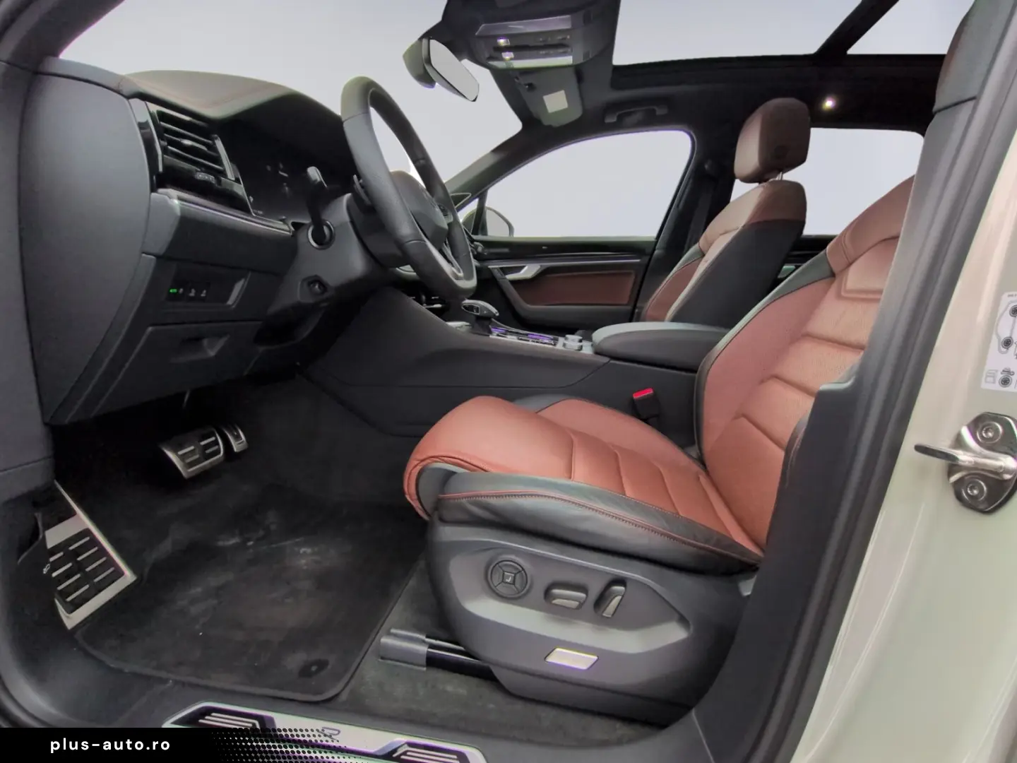 VW Touareg 3.0 TSI R Line AREA STHZ LUFT PANO AHK