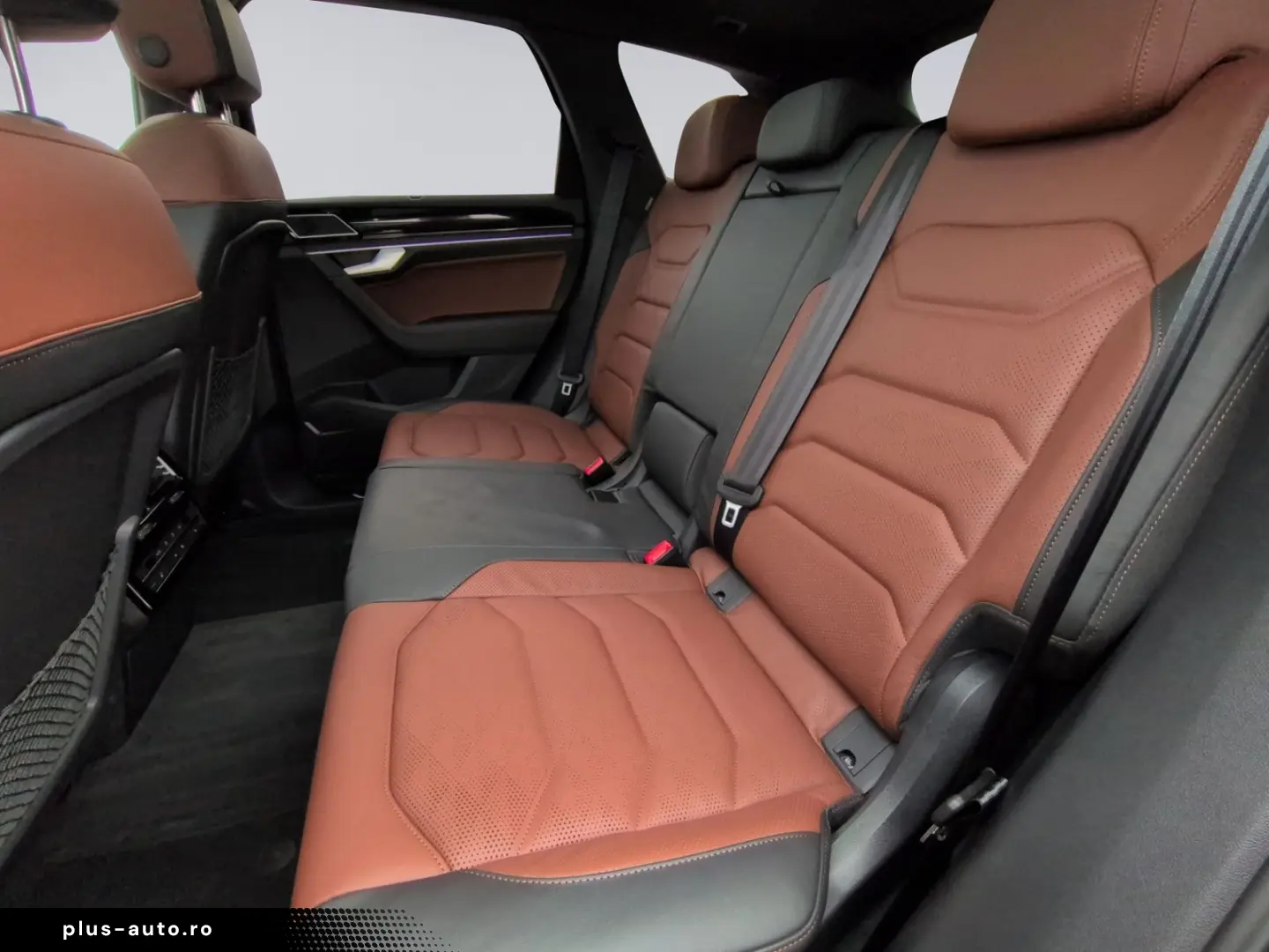 VW Touareg 3.0 TSI R Line AREA STHZ LUFT PANO AHK