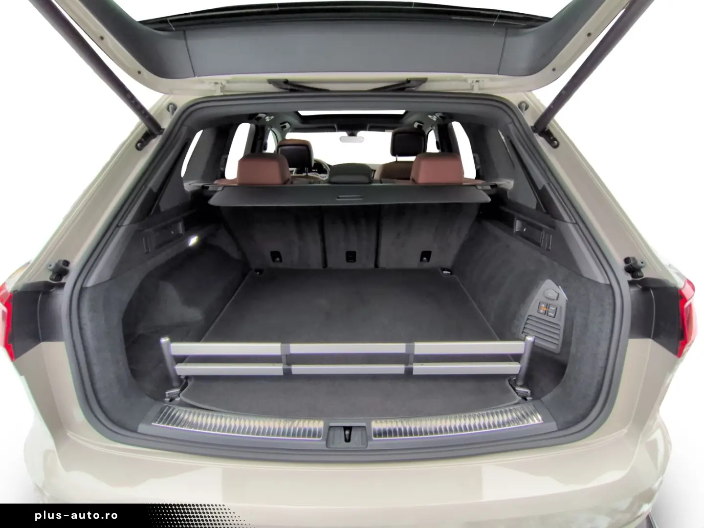 VW Touareg 3.0 TSI R Line AREA STHZ LUFT PANO AHK