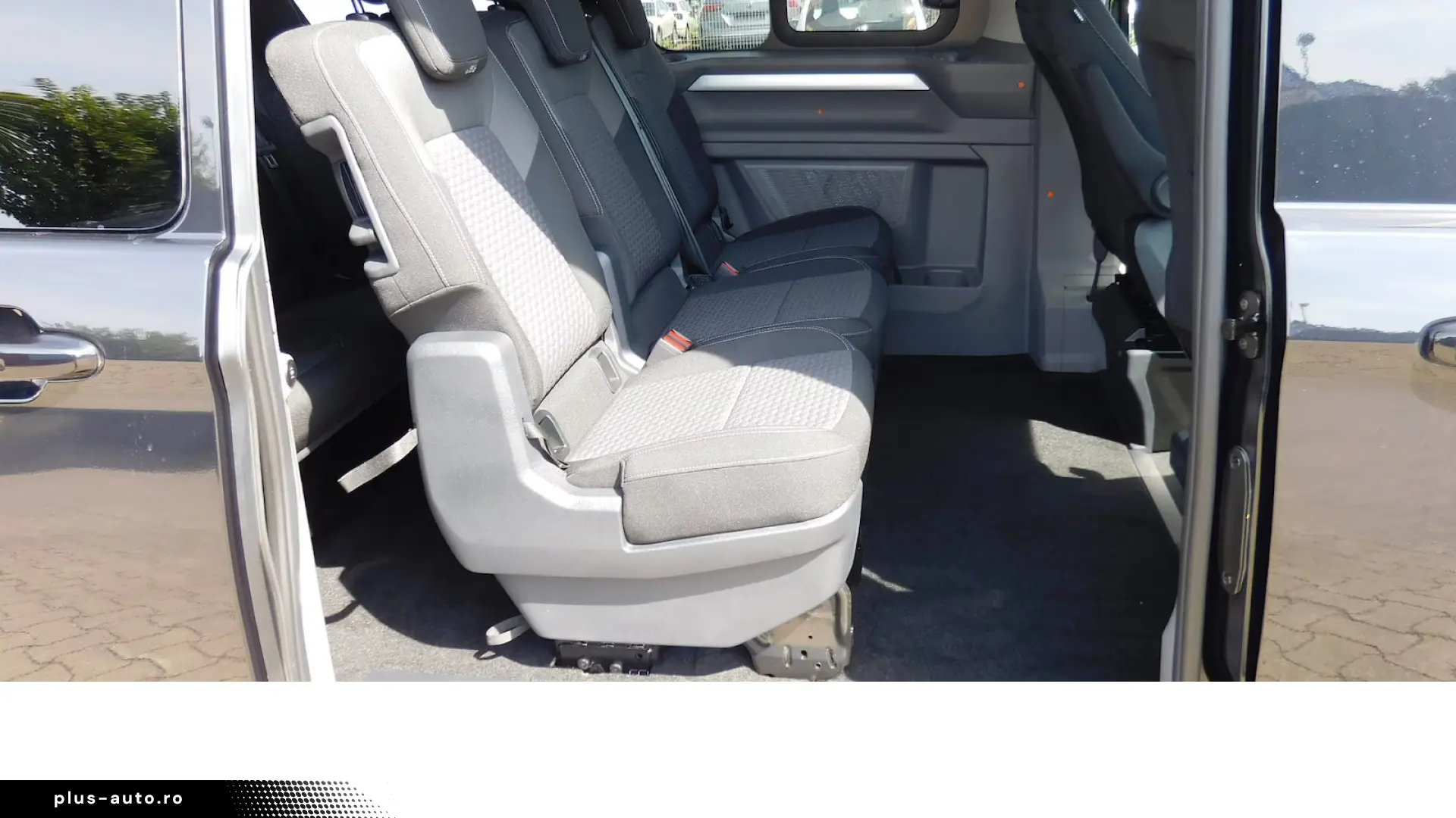 Volkswagen T7 Caravelle