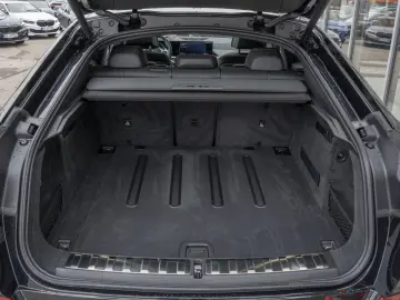 BMW X6 xDrive30d M-Sport Pro 22Z STANDHZ AktLENK H K