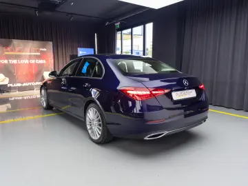 Mercedes-Benz C 220