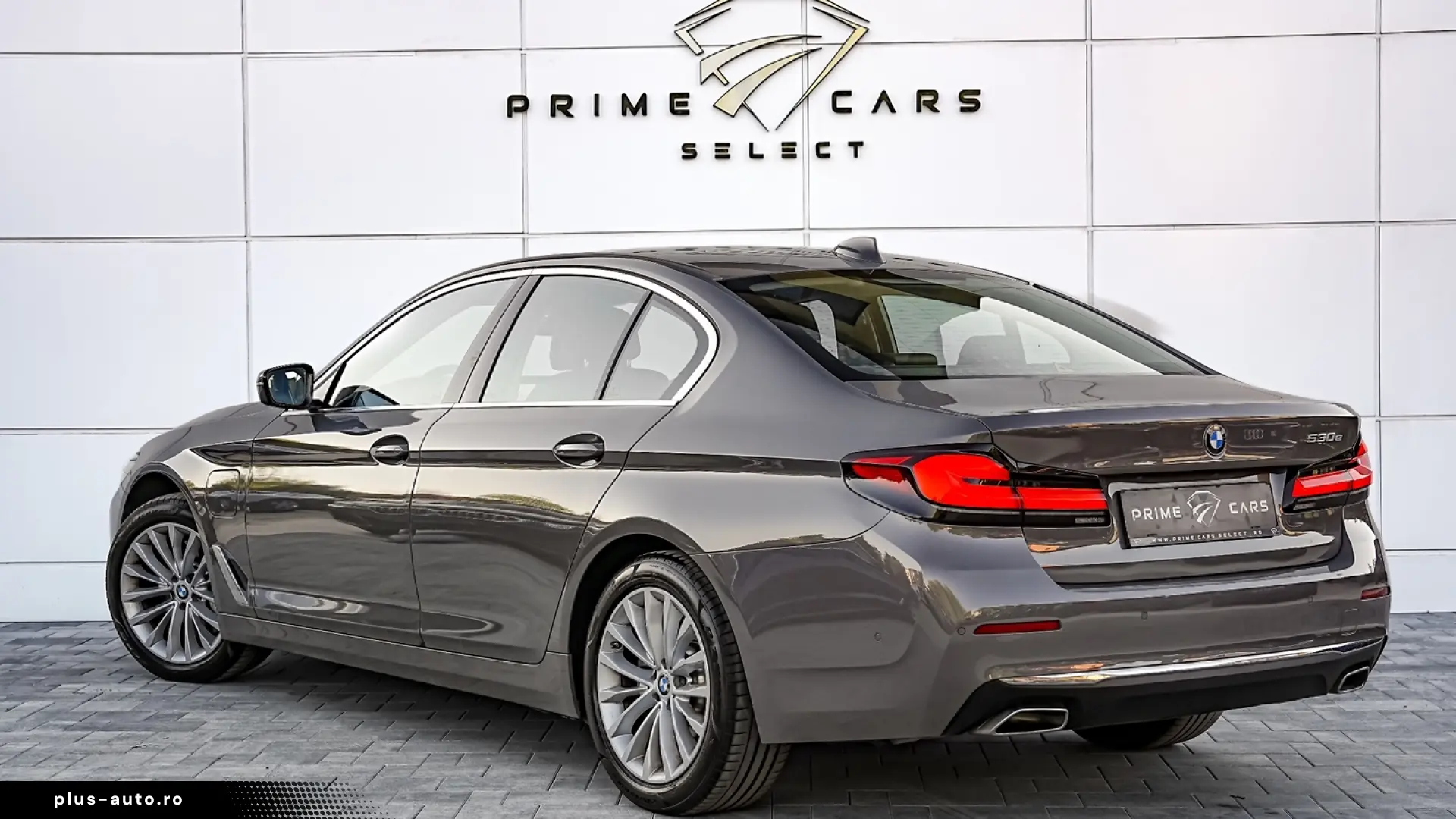 BMW Seria 5 530e Aut. Luxury Line