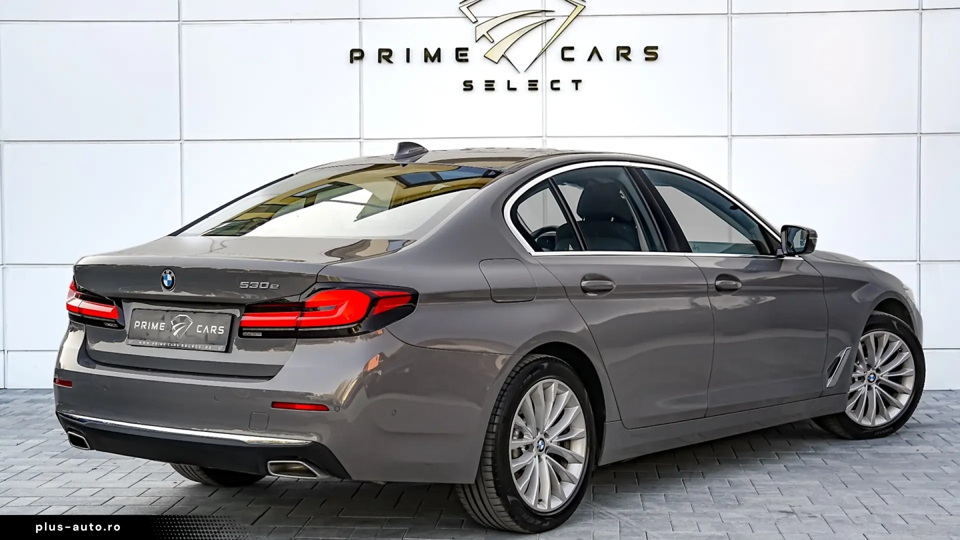 BMW Seria 5 530e Aut. Luxury Line