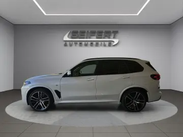 BMW X5 xDrive30d M-Sport PRO   7-Sitzer   AHK   PANO