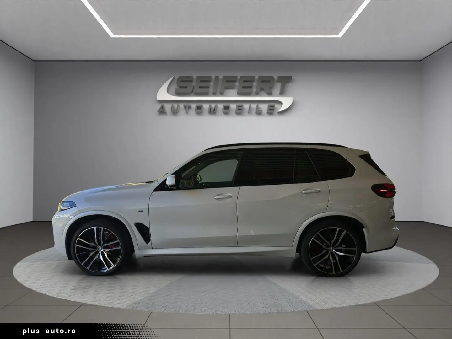 BMW X5 xDrive30d M-Sport PRO   7-Sitzer   AHK   PANO