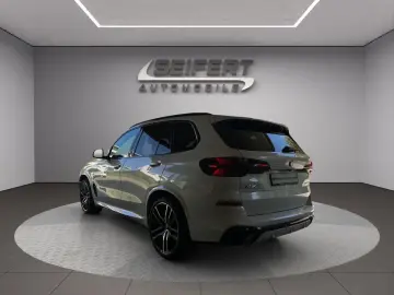 BMW X5 xDrive30d M-Sport PRO   7-Sitzer   AHK   PANO