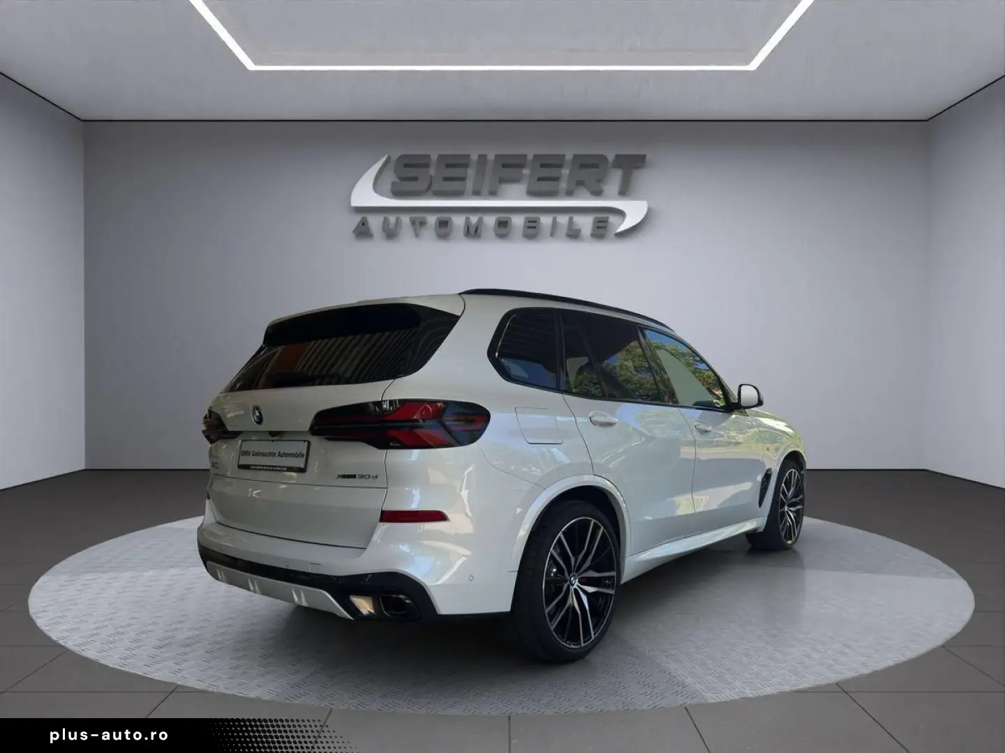 BMW X5 xDrive30d M-Sport PRO   7-Sitzer   AHK   PANO
