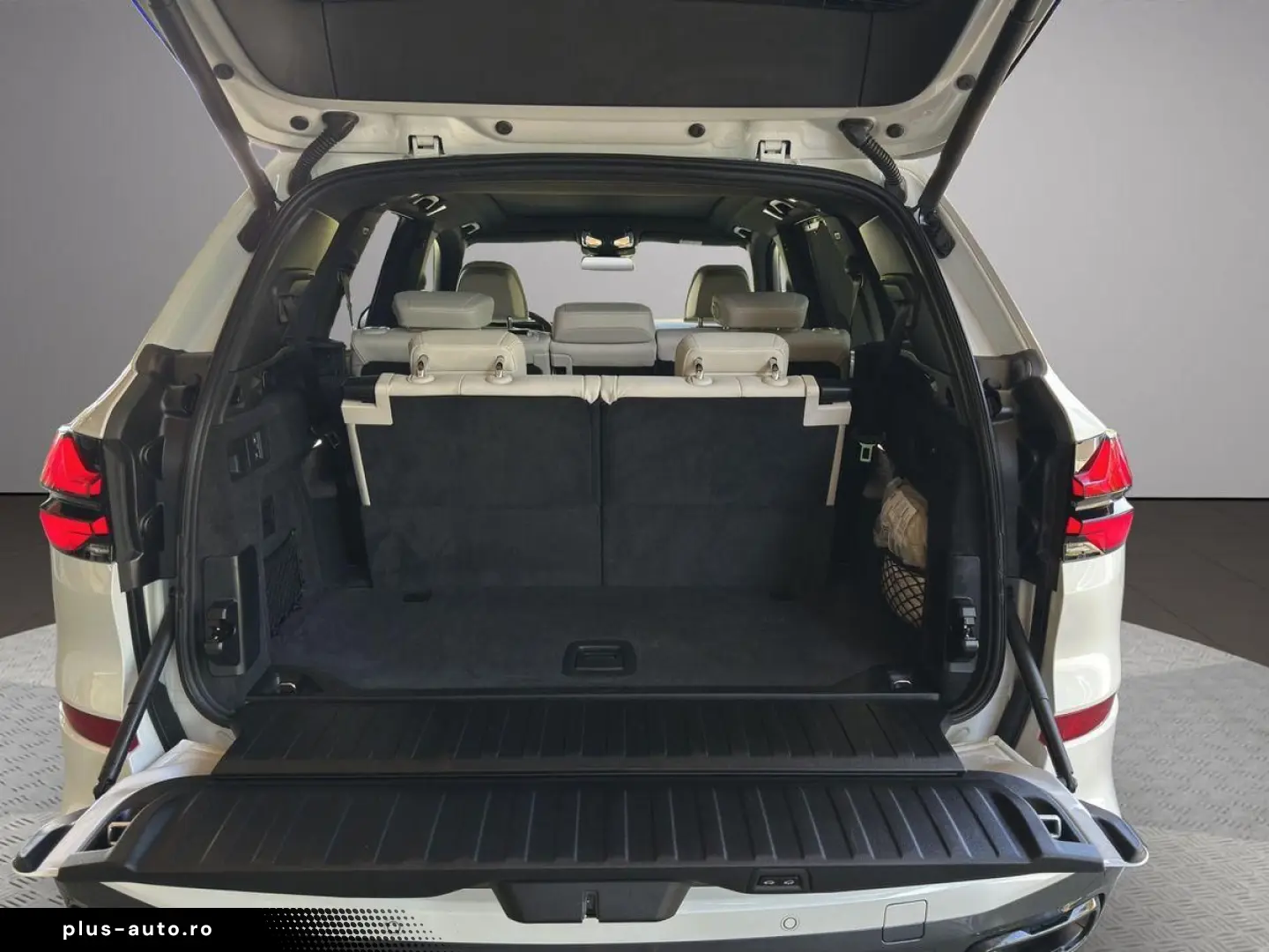 BMW X5 xDrive30d M-Sport PRO   7-Sitzer   AHK   PANO