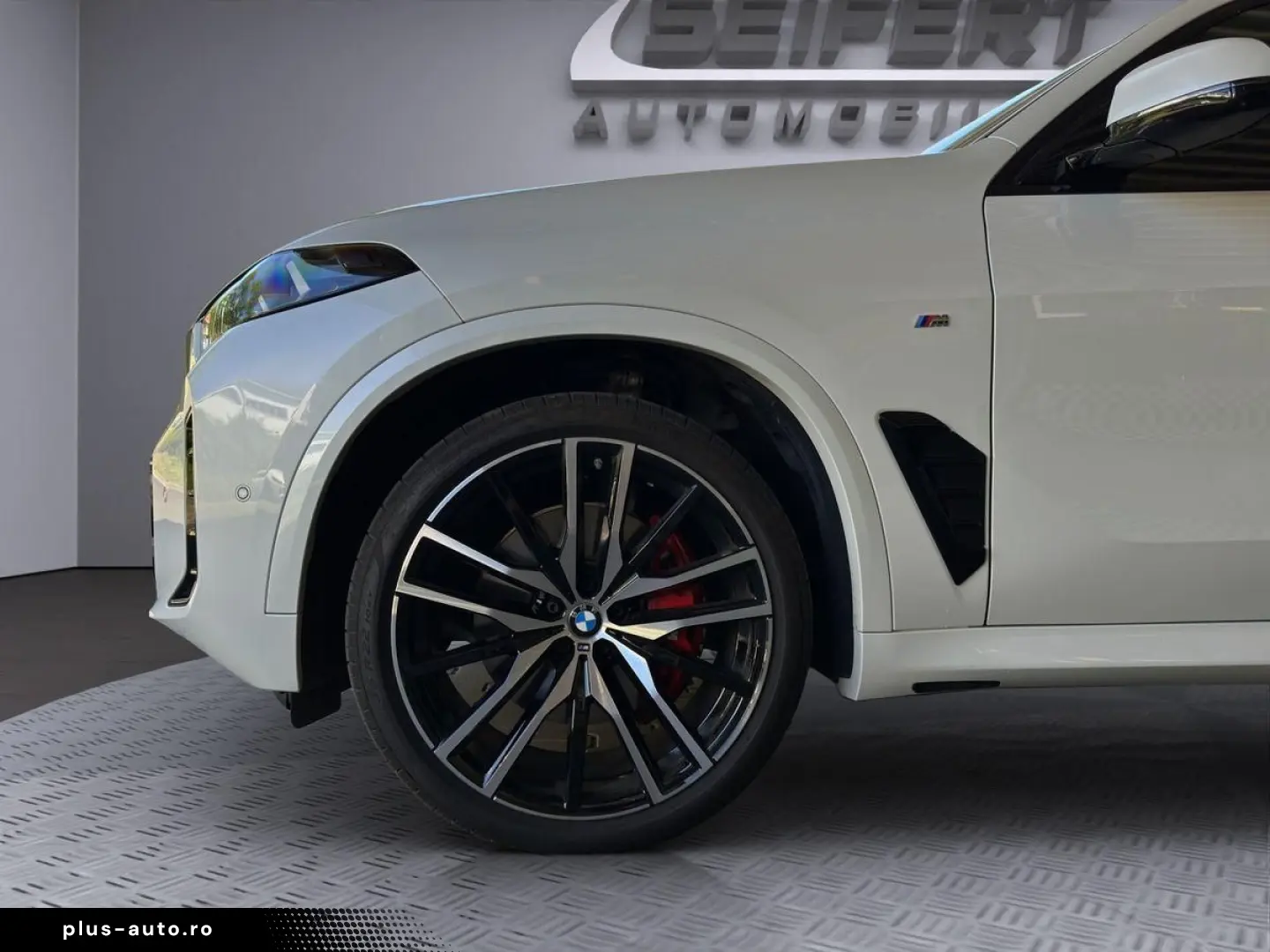 BMW X5 xDrive30d M-Sport PRO   7-Sitzer   AHK   PANO