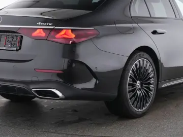 MERCEDES-BENZ E 200 4M AMG Adv.Plus Pano Burmester NIGHT 20