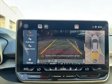 CUPRA Terramar 2.0 TSI 4D VZ AHK HuD Pano Navi 20