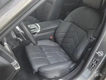 BMW 740d xDr. M SportPro Sitzlüft Massage B&W ACC SH