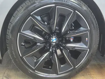 BMW 740d xDr. M SportPro Sitzlüft Massage B&W ACC SH