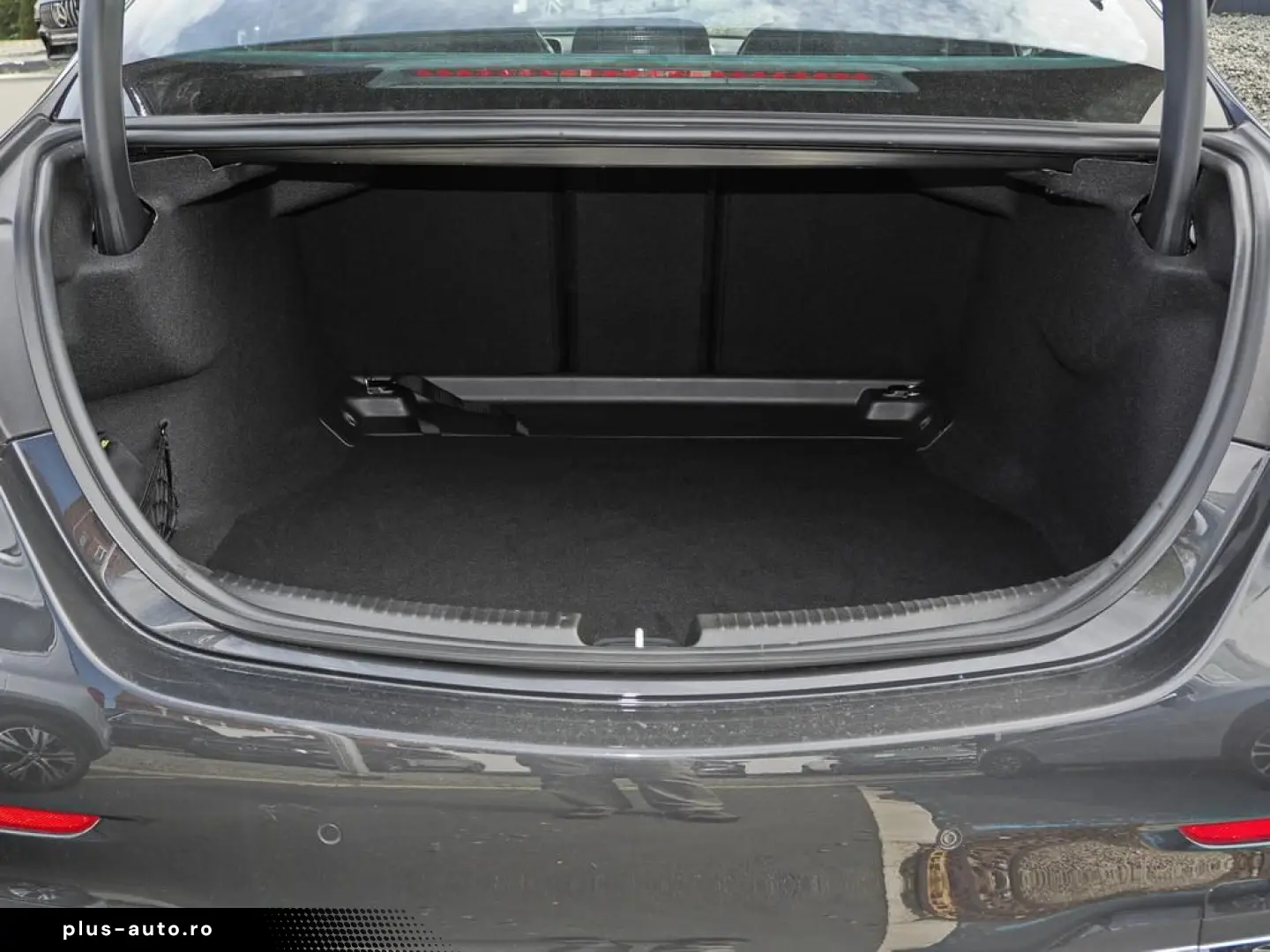 MERCEDES-BENZ C 300 d AMG AHK SHZ MBUX KEYLESS-GO