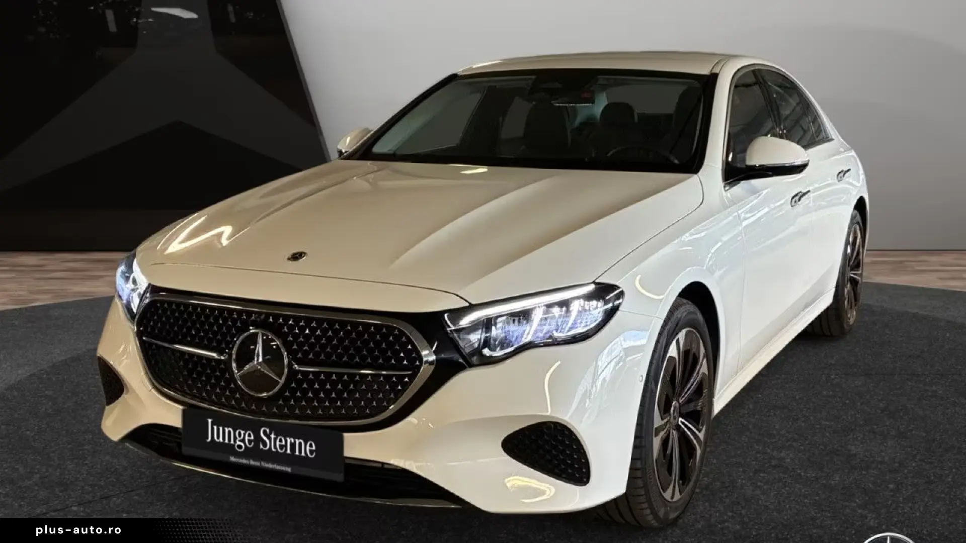 Mercedes-Benz E 300 e 4MATIC Avantgarde Advanced