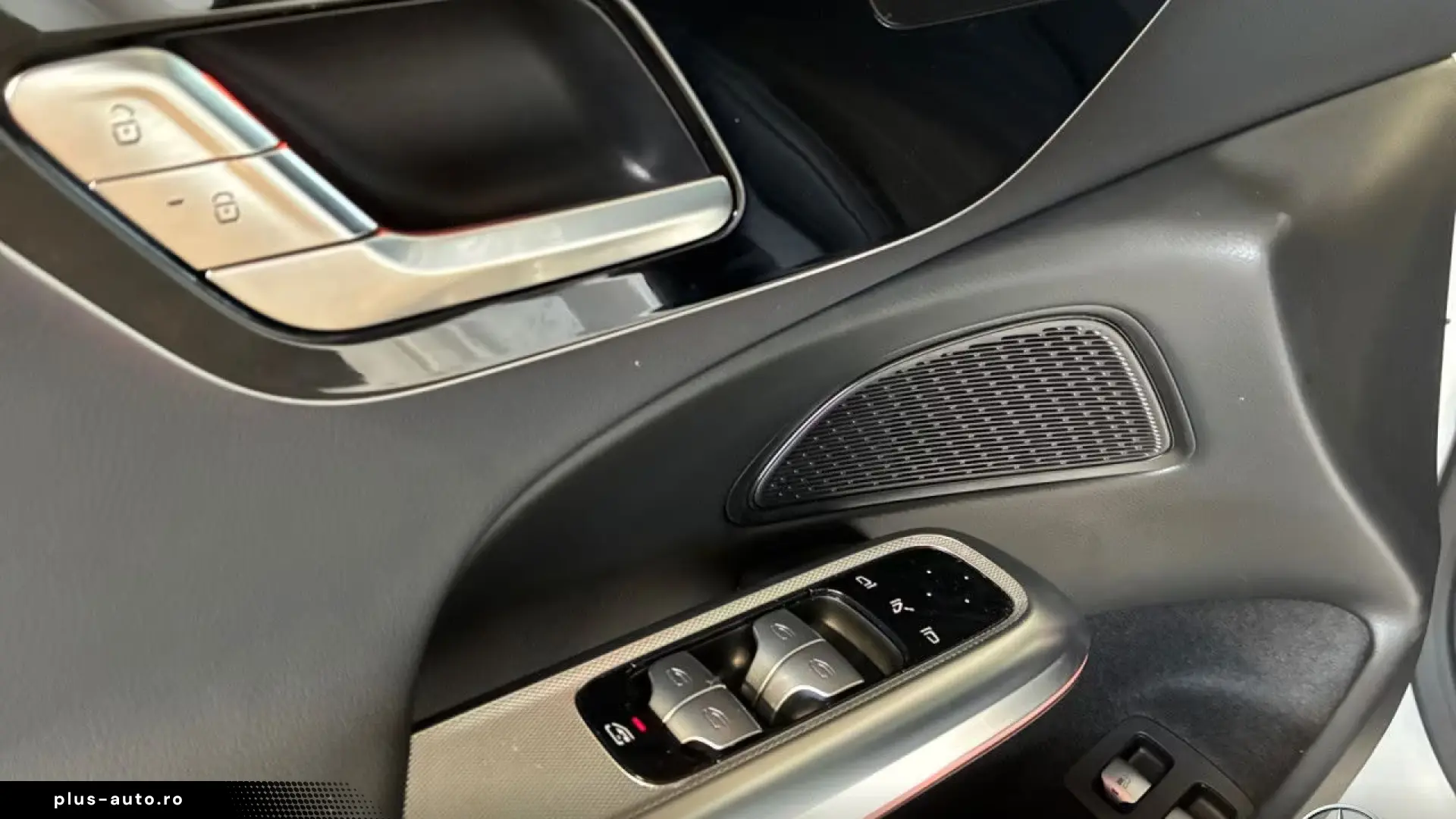 Mercedes-Benz E 300 e 4MATIC Avantgarde Advanced