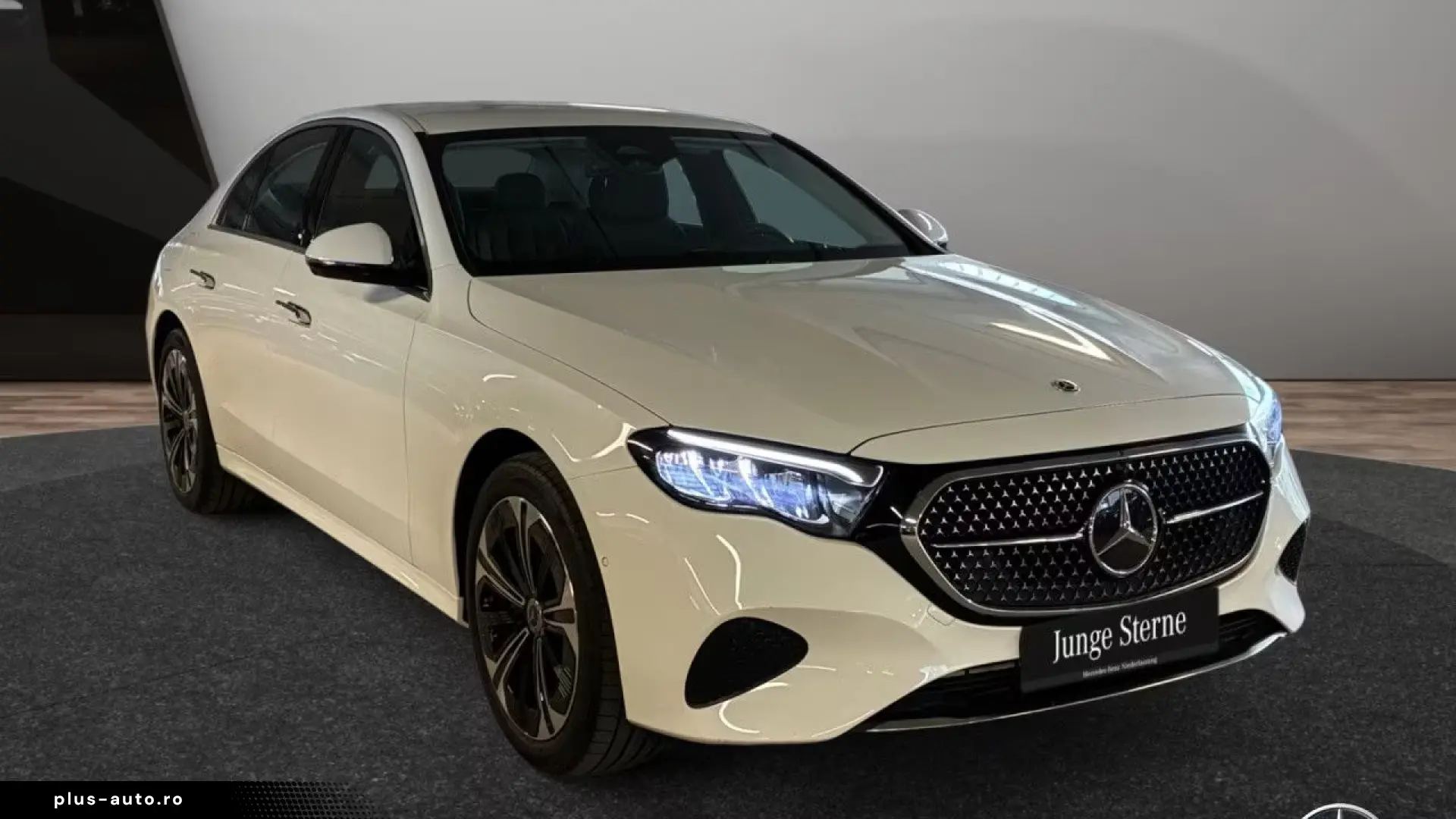 Mercedes-Benz E 300 e 4MATIC Avantgarde Advanced