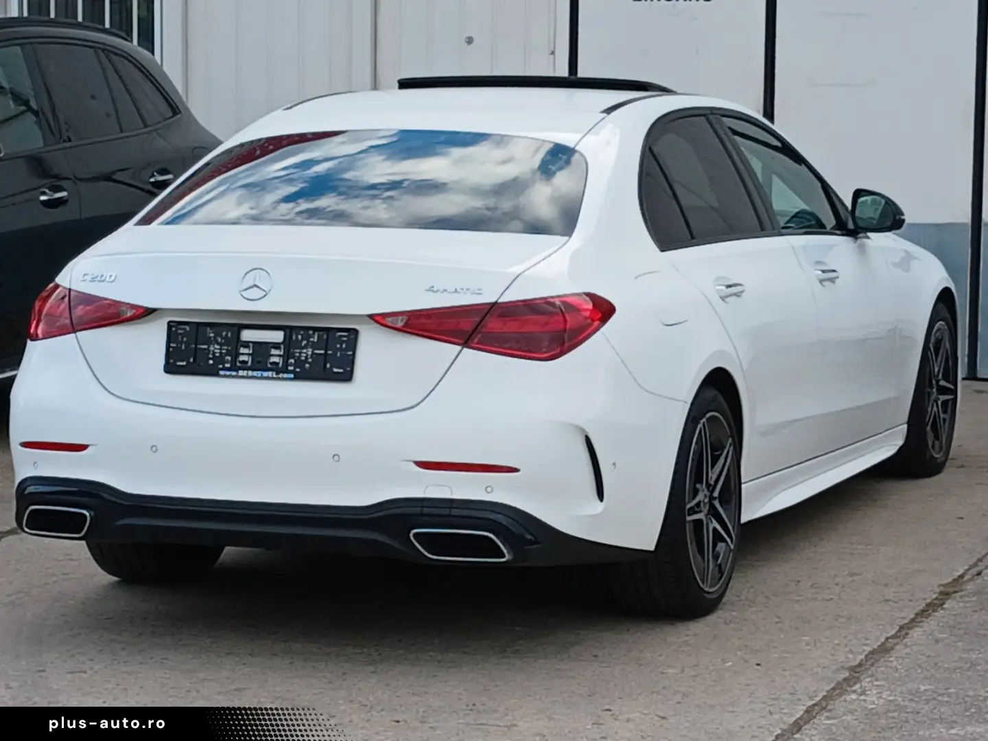 MERCEDES-BENZ C200 AMG 4M_Schiebedach_360_KeylessEnt&hellip;