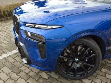 BMW X7 M60i EX.DRIVE PRO.SKY.MASSAGE
