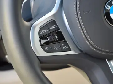 BMW X7 M60i EX.DRIVE PRO.SKY.MASSAGE
