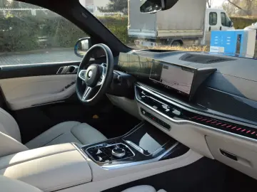 BMW X7 M60i EX.DRIVE PRO.SKY.MASSAGE