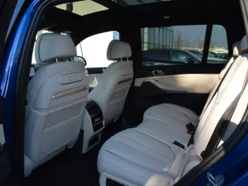 BMW X7 M60i EX.DRIVE PRO.SKY.MASSAGE