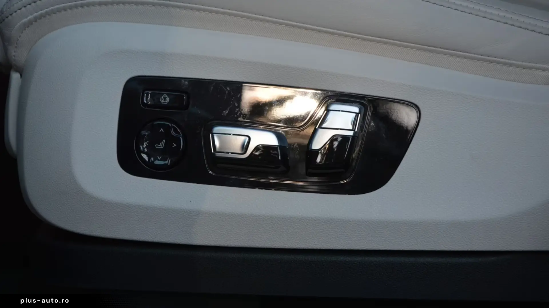 BMW X7 M60i EX.DRIVE PRO.SKY.MASSAGE