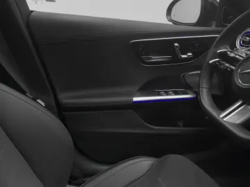 MERCEDES-BENZ C 220 d 4MATIC AMG-Line Premium Plus