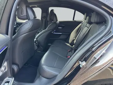 MERCEDES-BENZ C 300 4Matic AMG Sitzklima HuD Pano Dig.Light